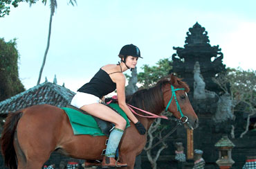 Bali Horse Riding and Tanah Lot Tour Packages
