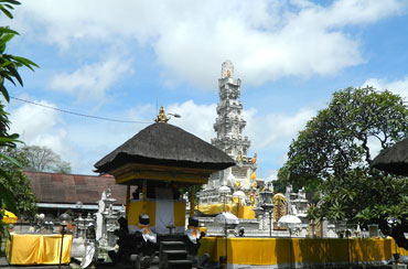 Denpasar City and Uluwatu Tour