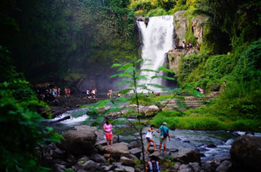 Tegenungan Waterfall