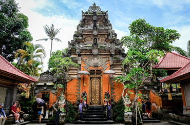 Ubud Village and Tanah Lot Tour